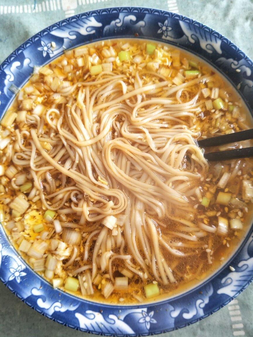 王大厨酸汤面