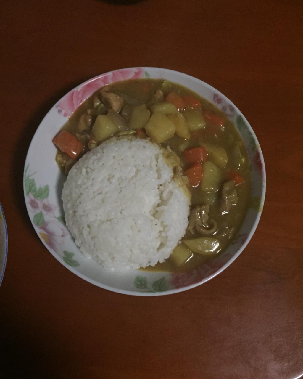 咖喱鸡肉饭