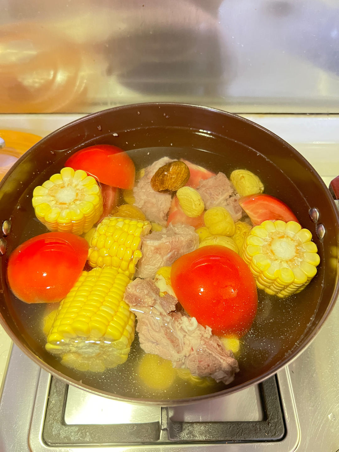 马蹄板栗番茄排骨汤