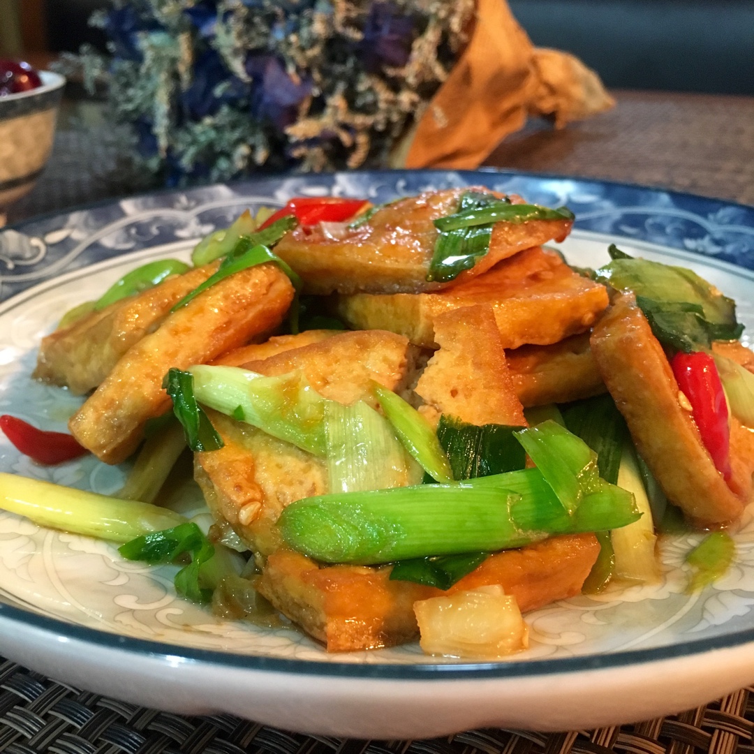 陈麒羽0901做的青蒜煎豆腐