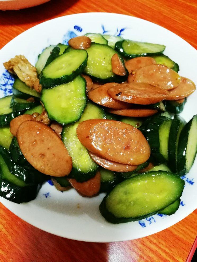 mls做的火腿肠炒黄瓜