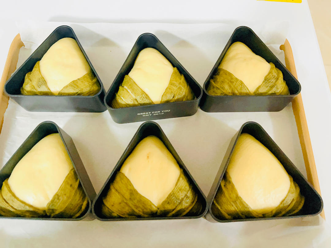烧肉粽子面包