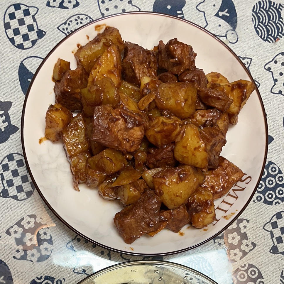 超香的红烧土豆炖肉🥔