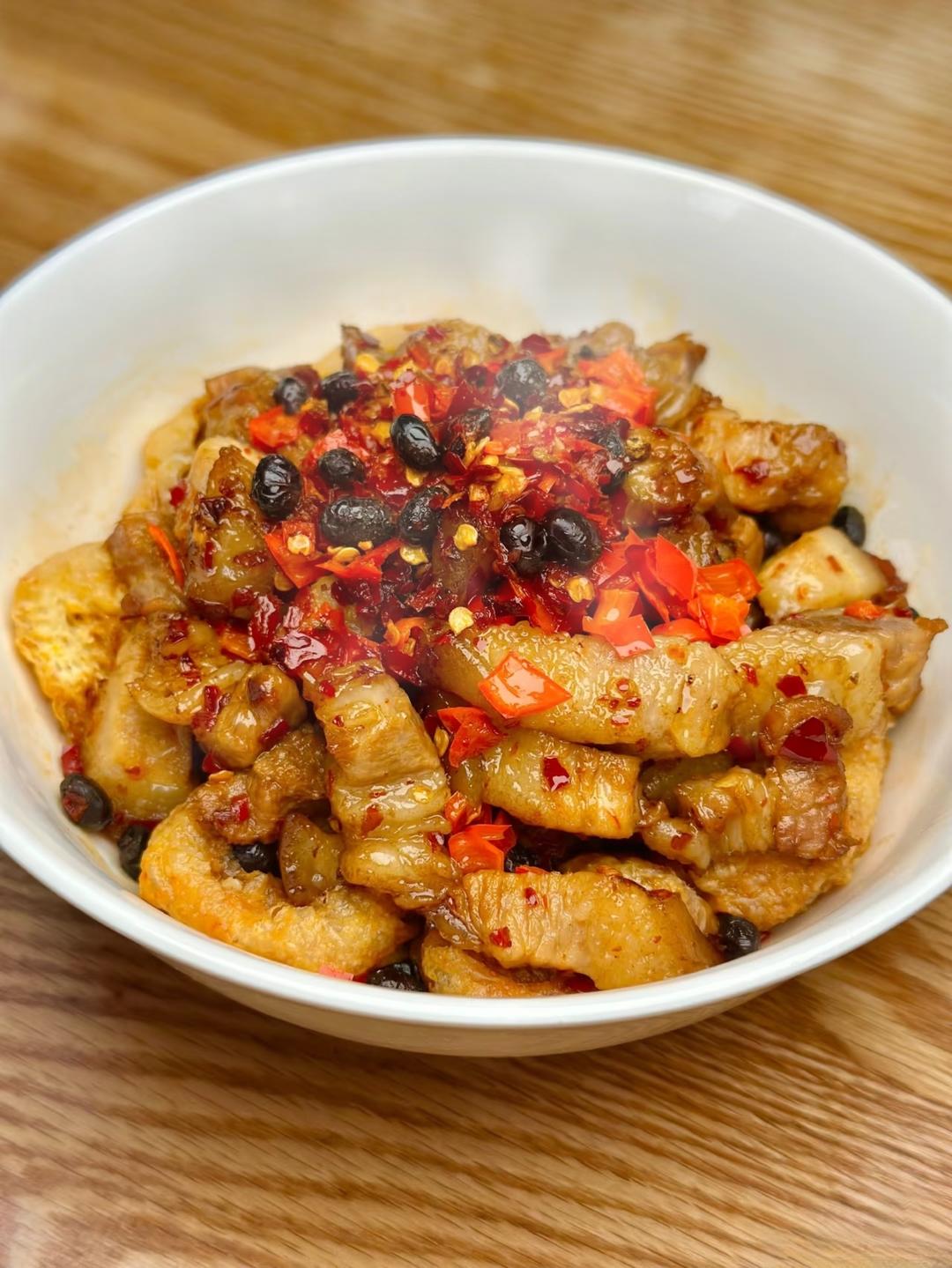 蒸菜之【油豆腐蒸五花肉】的做法