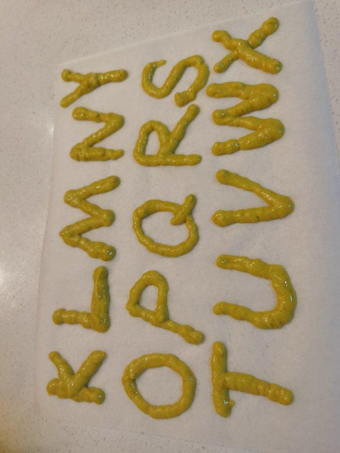 牛油果饼干11M+ 1个它=3个鸡蛋，边吃边玩边学习，宝宝赢在起跑线！