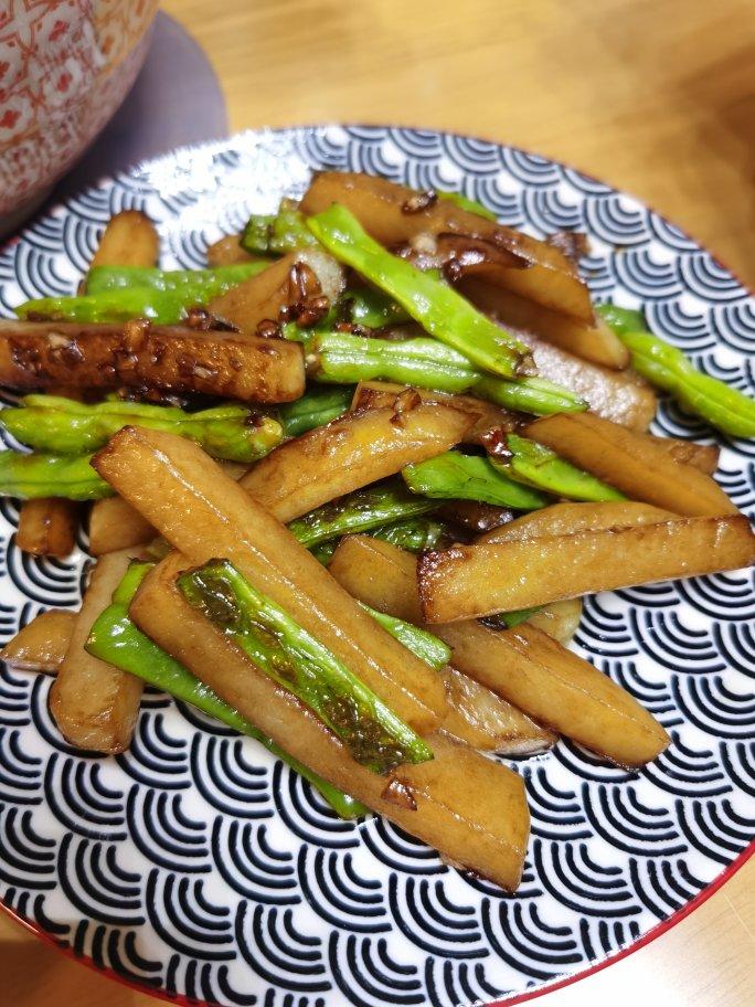 豆角烧土豆——全素，省油版，不需要刀工的下饭菜