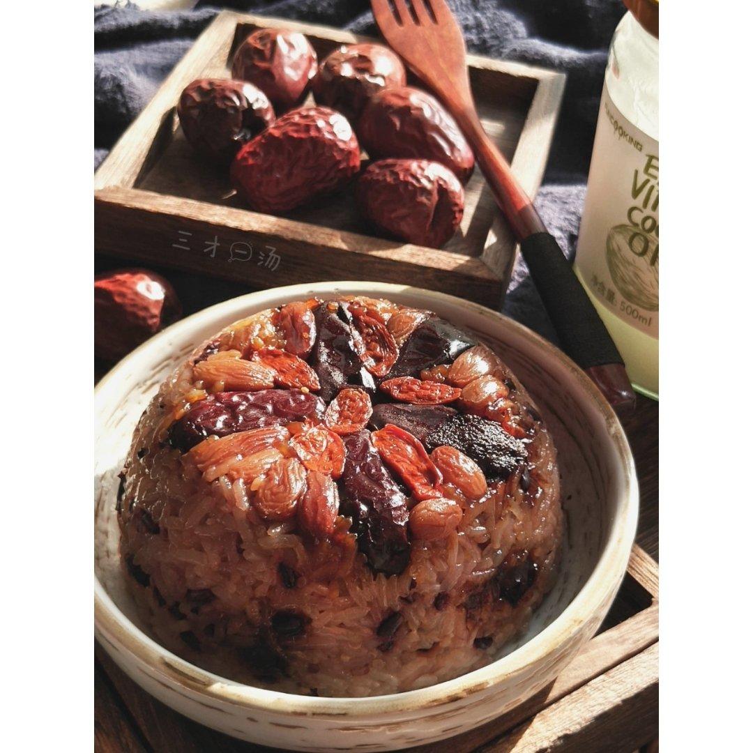 椰油杂粮八宝饭