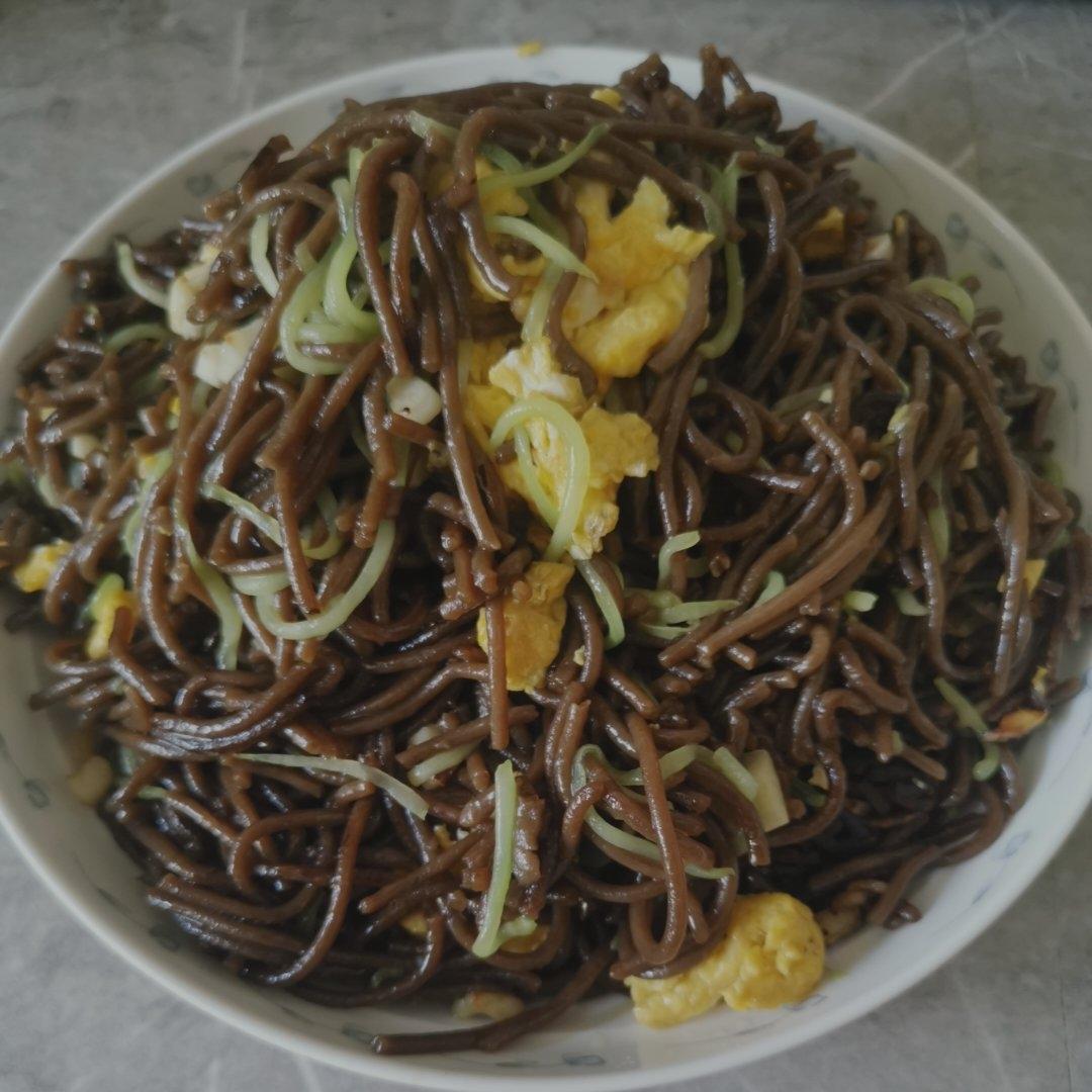 炒红薯面条