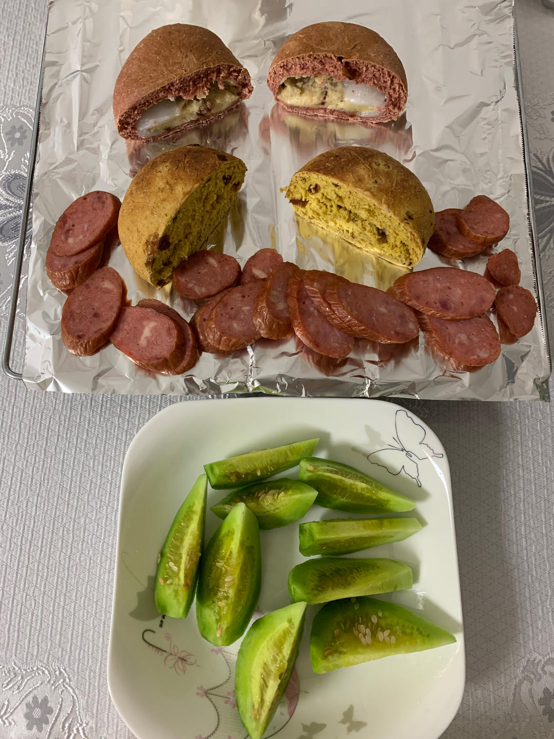 一屋，二人，三餐，四季