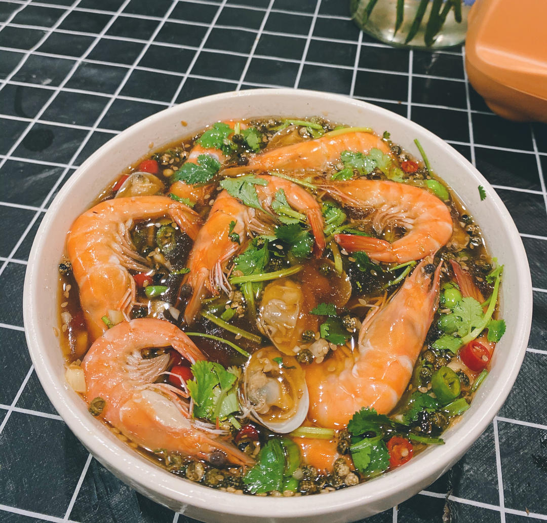 简单两步，教你做超嫩的捞汁小海鲜