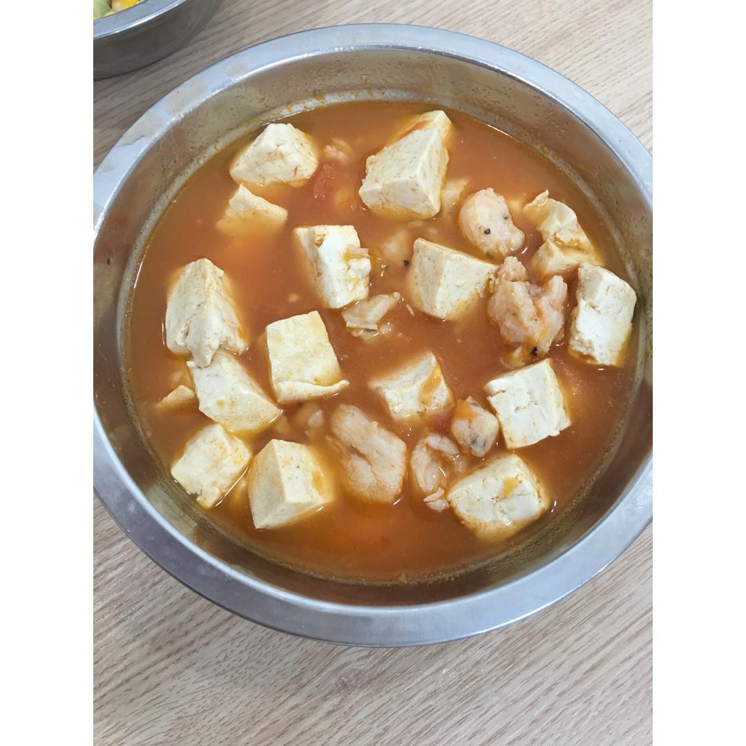 龙利鱼豆腐煲