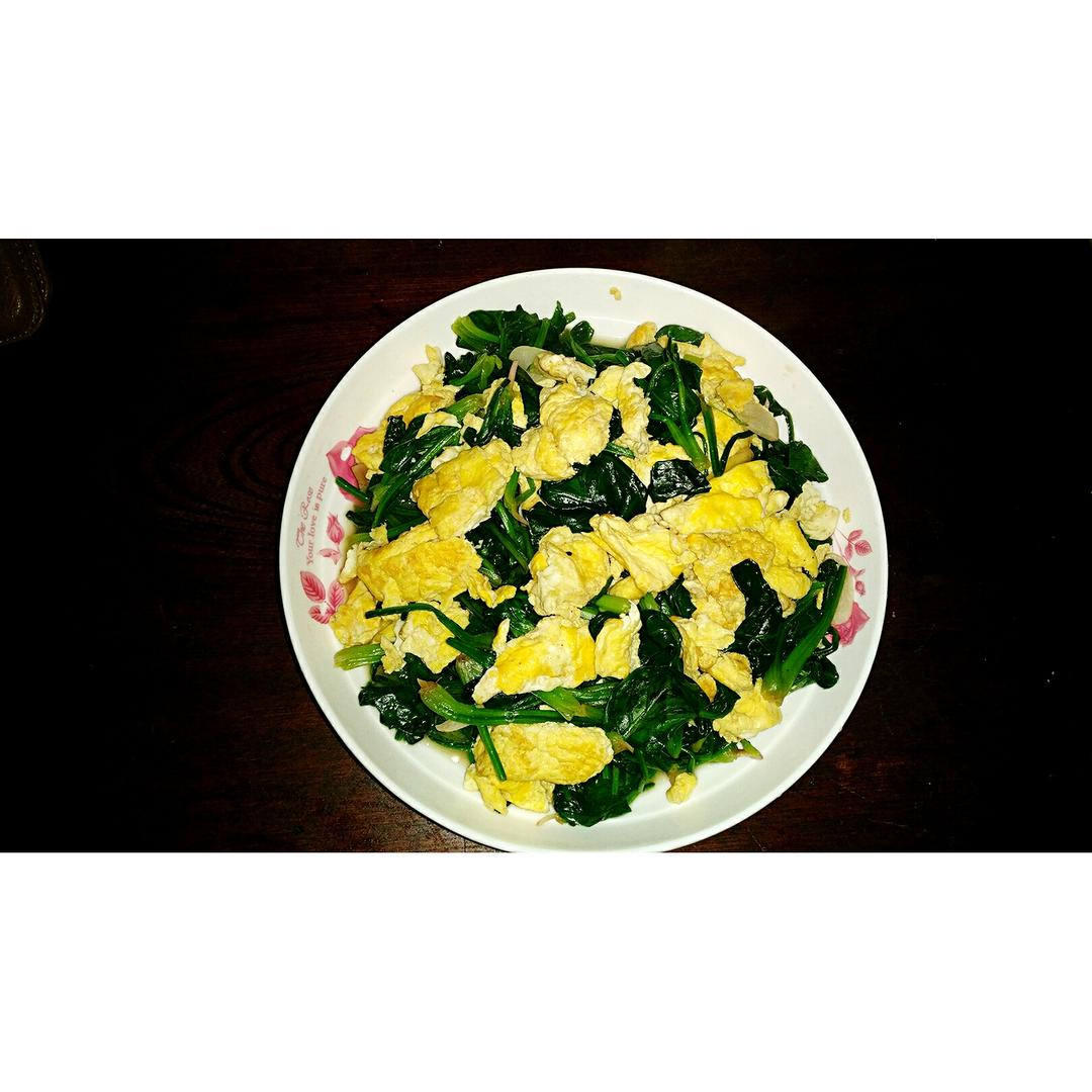 菠菜炒鸡蛋