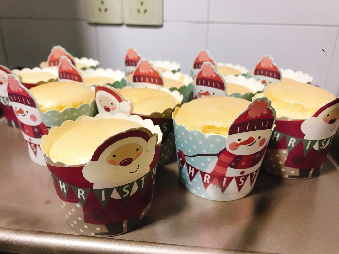 凉了也不回缩的戚风纸杯蛋糕🍰超级绵软 适合宝宝吃哦