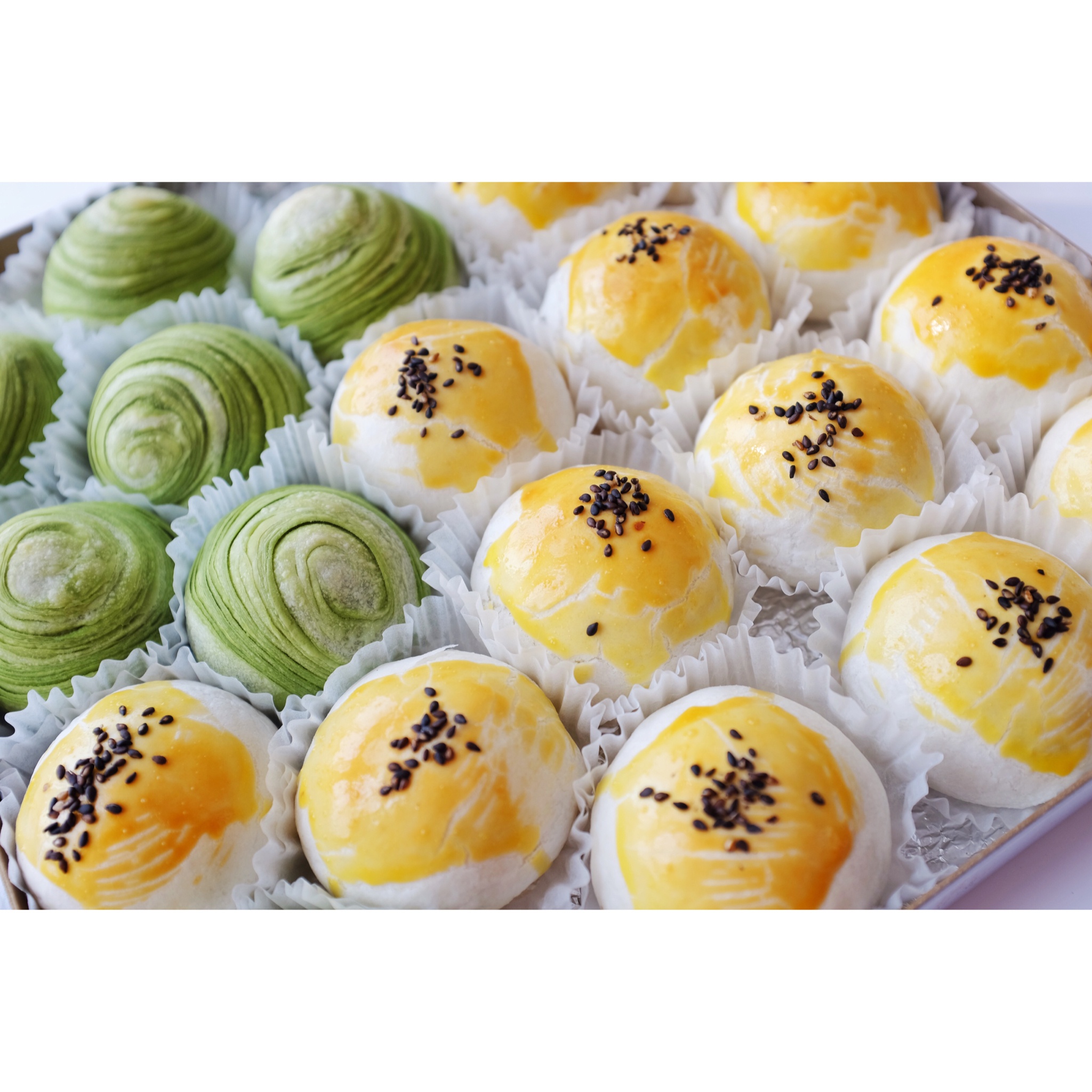 蛋黄酥~紫薯、抹茶、原味~花好月圆，中秋快乐~内附一次做六色蛋黄酥方法~