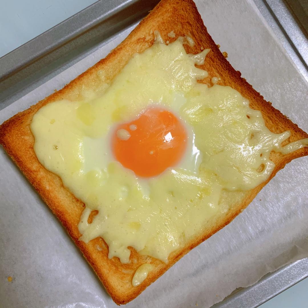 芝士鸡蛋爆浆吐司