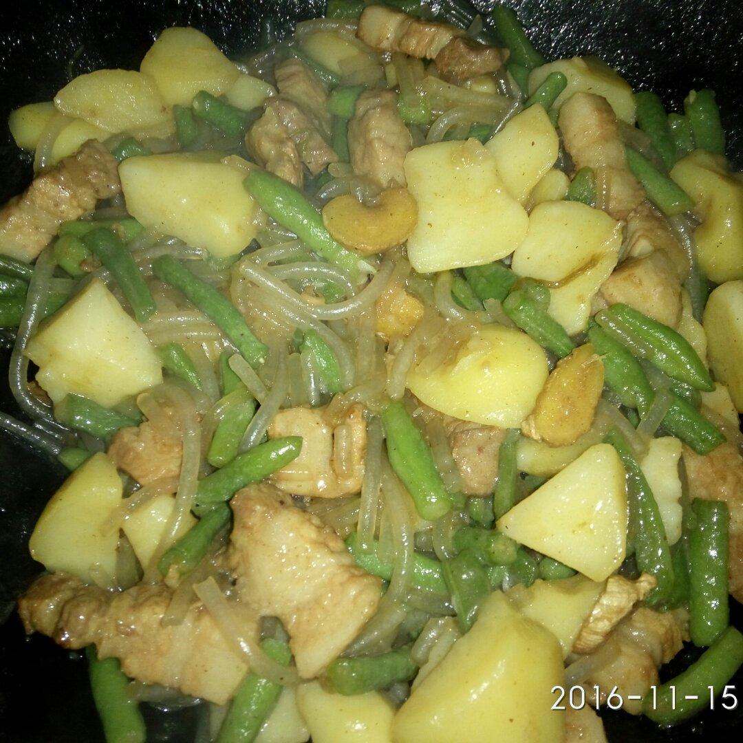 芸豆土豆炖猪肉