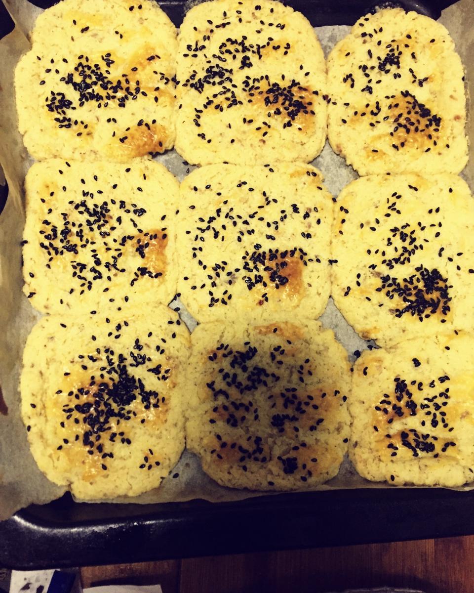 轻轻一按就碎掉的原味桃酥（不输猪油版）