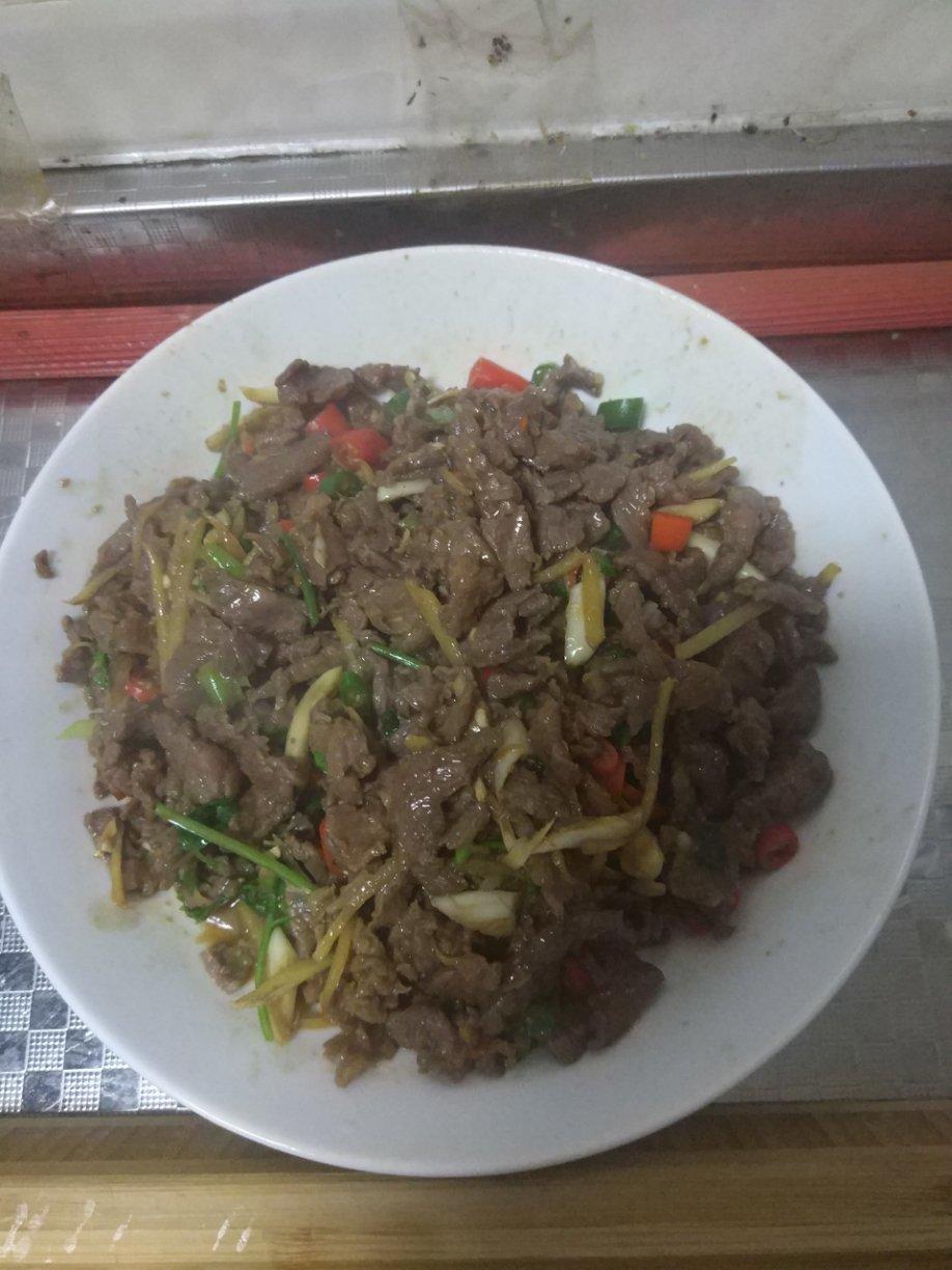 小炒牛肉