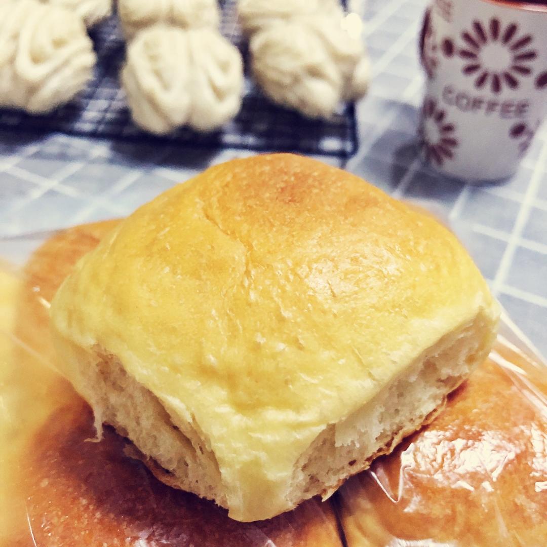 淡奶油软面包