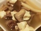 菌菇豆腐排骨煲