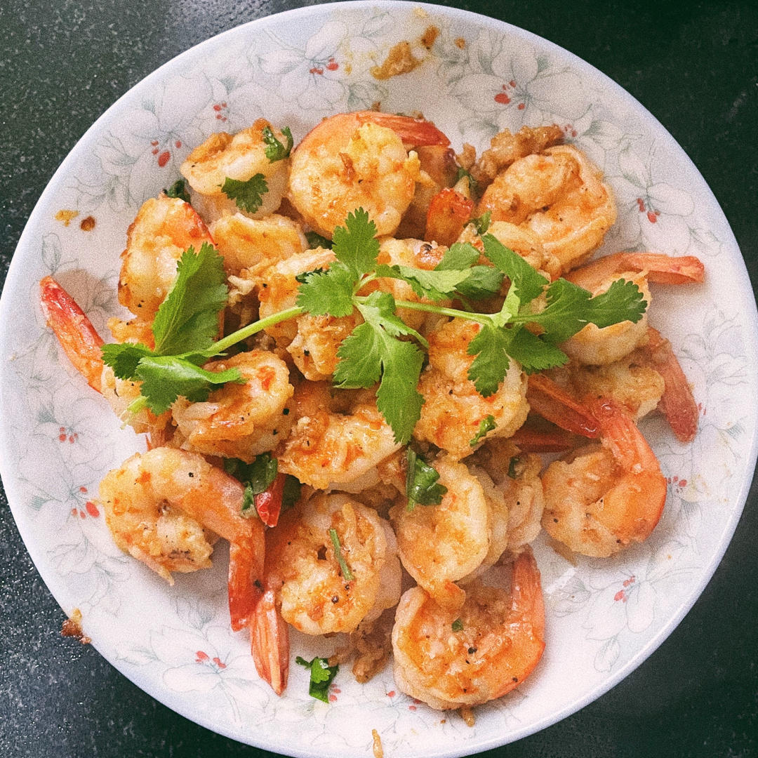 进击的大脸怪做的蒜香黄油虾蒜香虾仁炒虾仁生酮