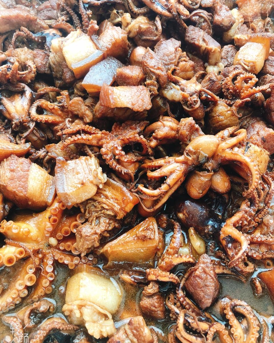 八带鱼炖肉