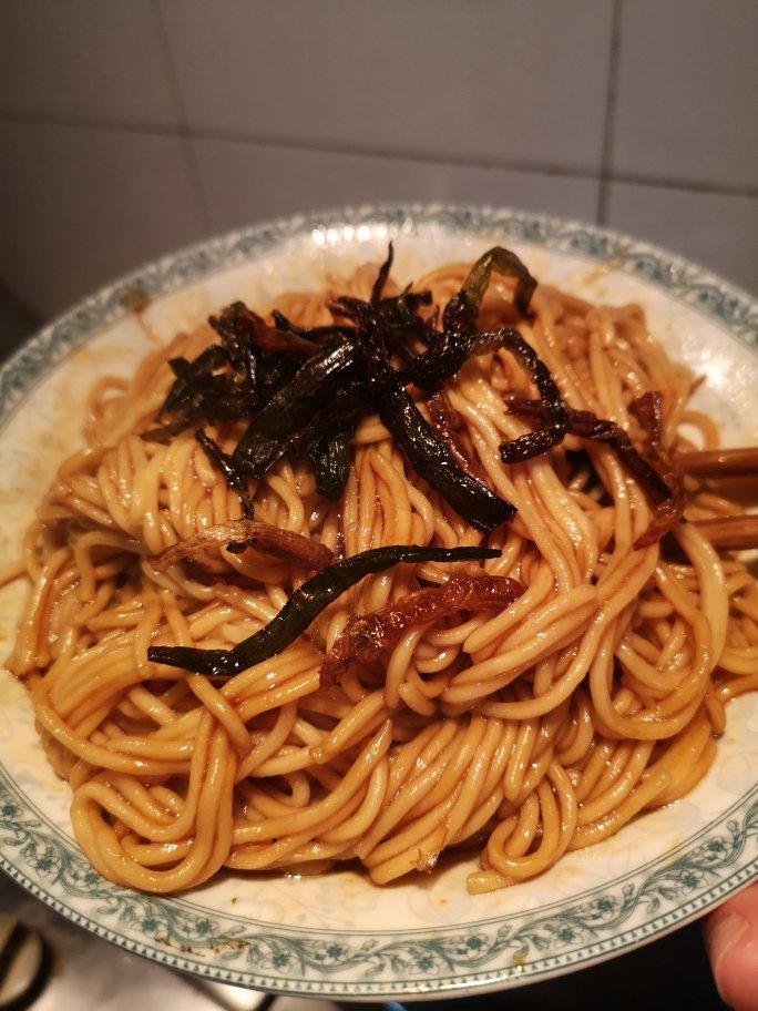 葱油拌面Spring Onion Noodles