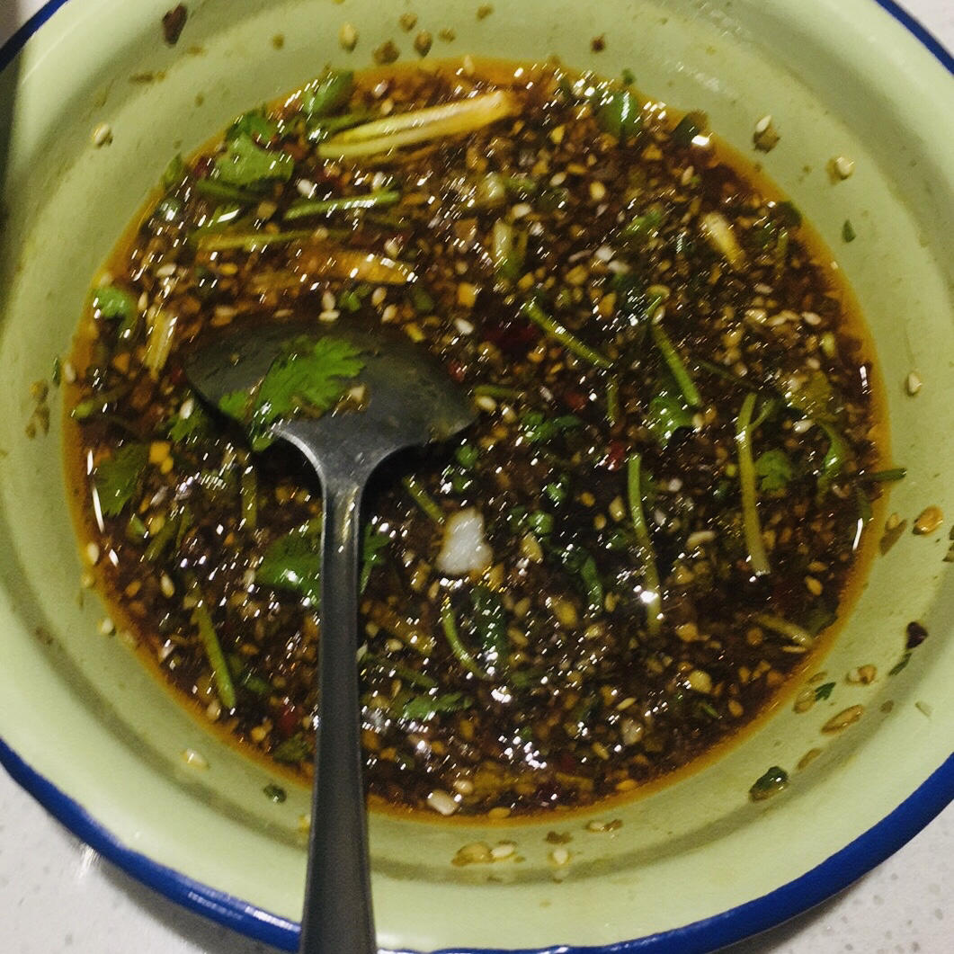 【蒜泥白肉】