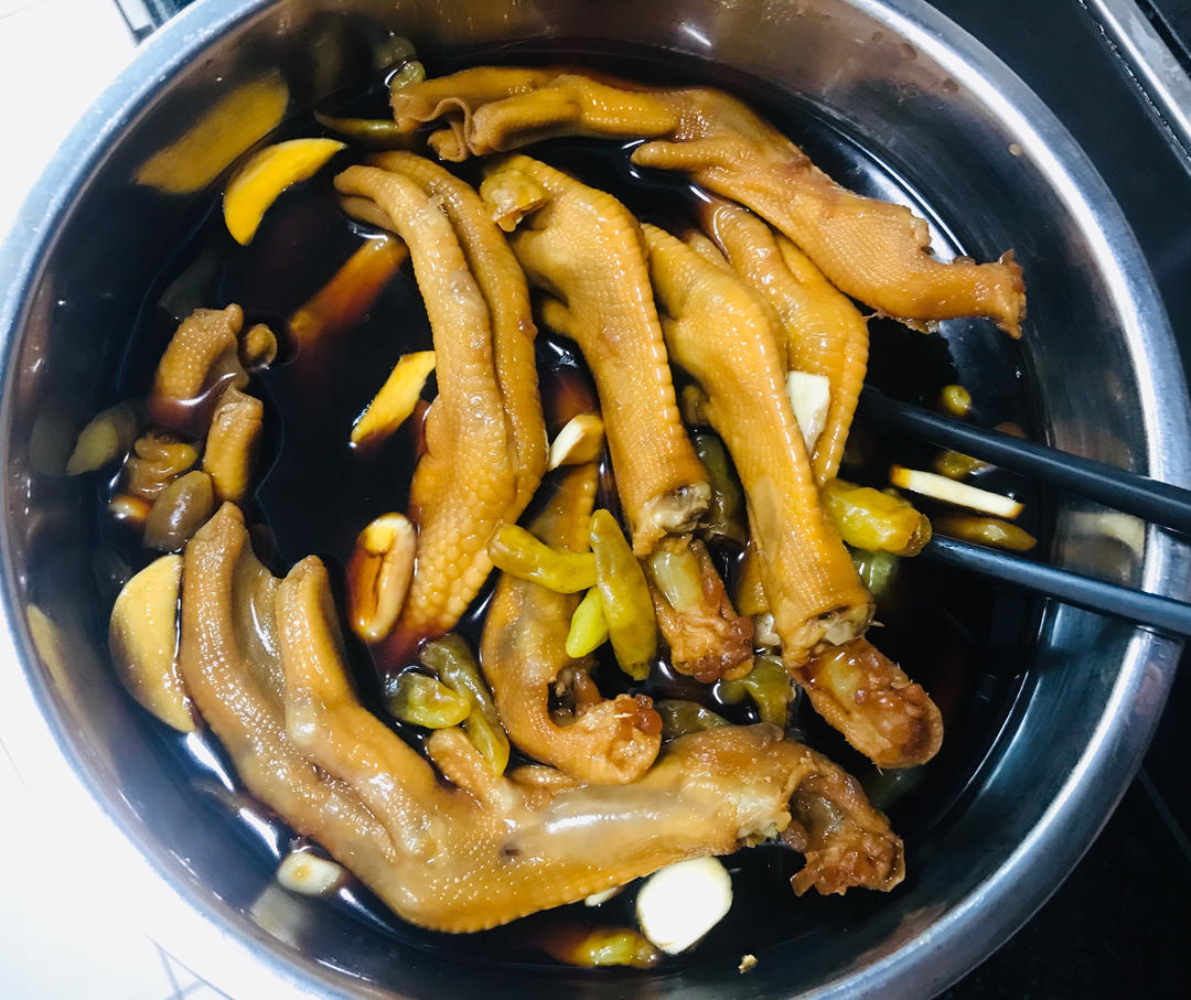 泡鸭爪（酸甜辣)