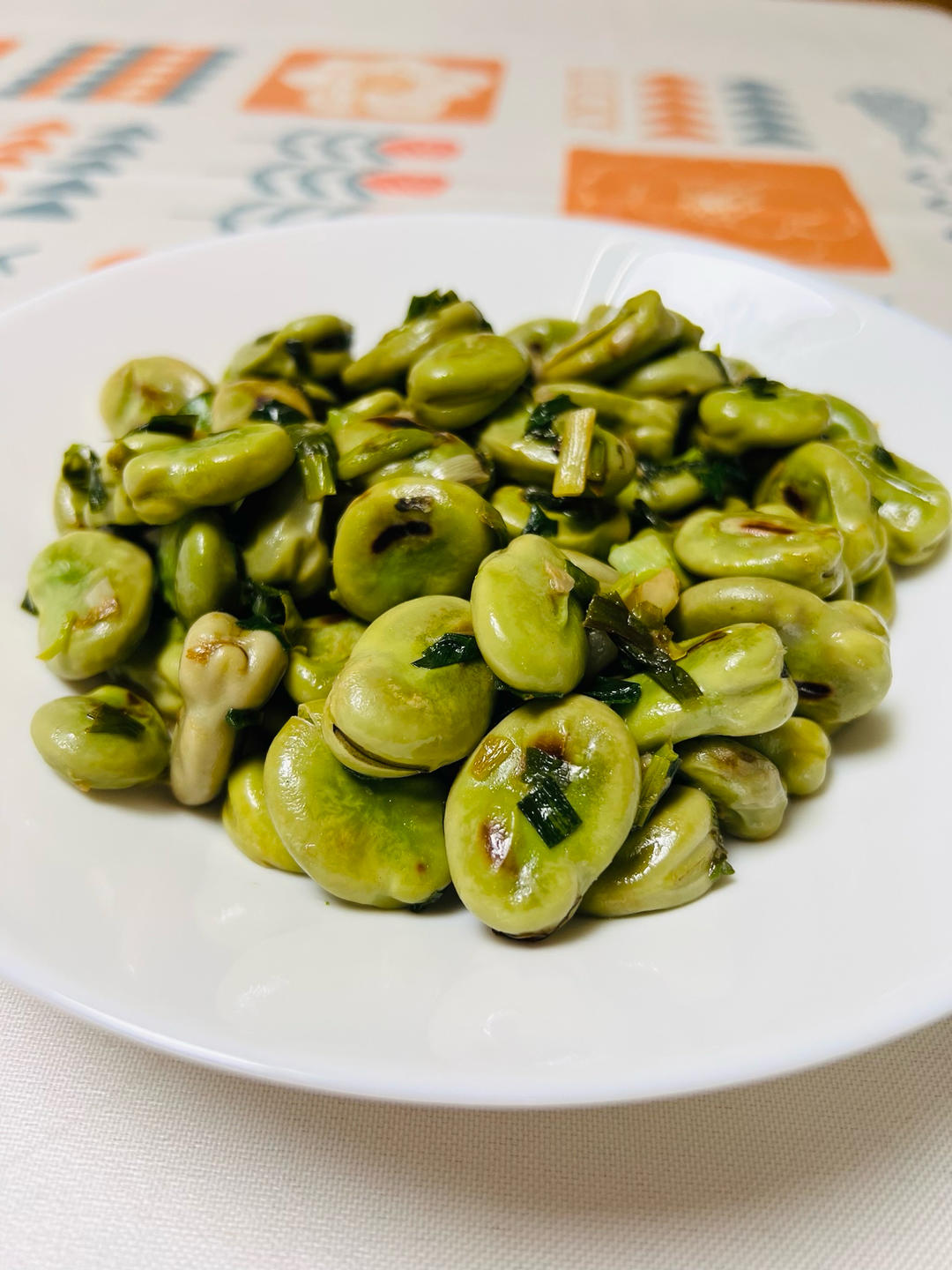 无比鲜美的葱油蚕豆