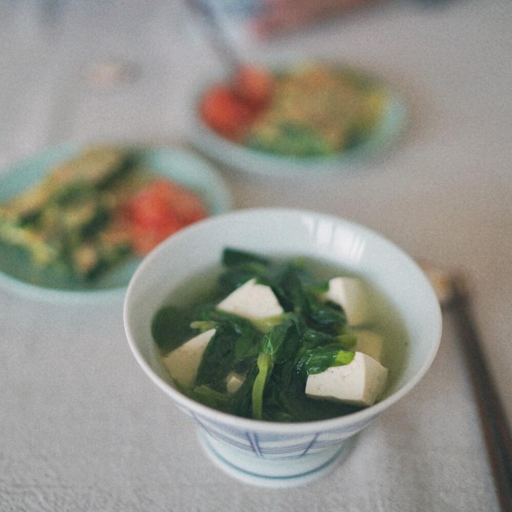 豌豆尖蘑菇豆腐汤