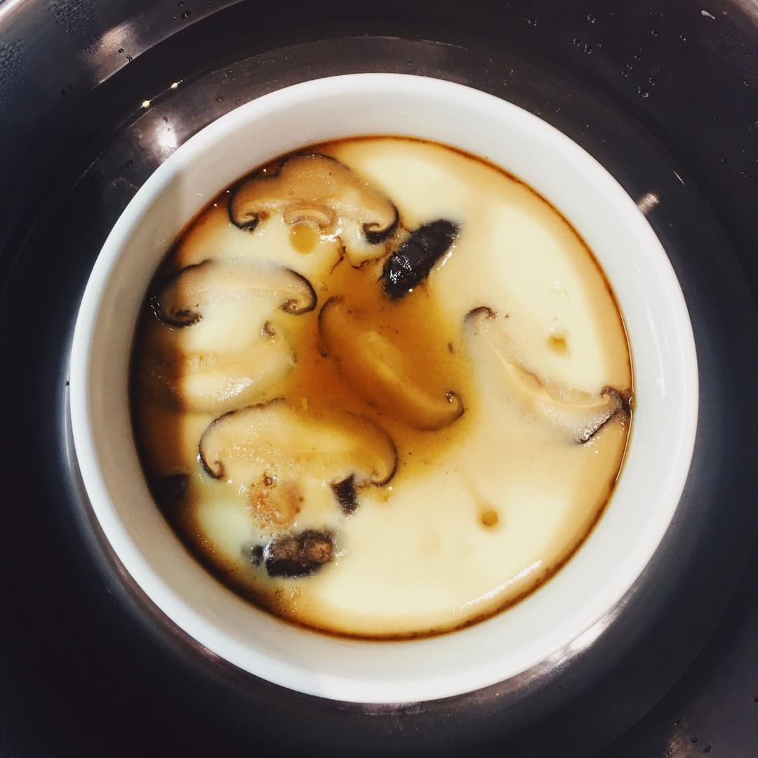 zl-trt做的香菇蒸蛋羹