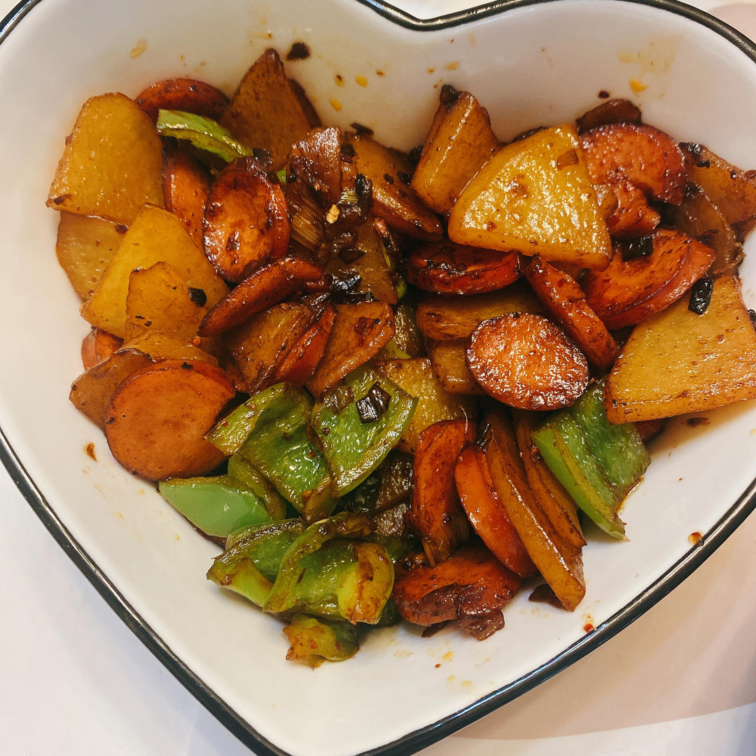 土豆片炒火腿肠