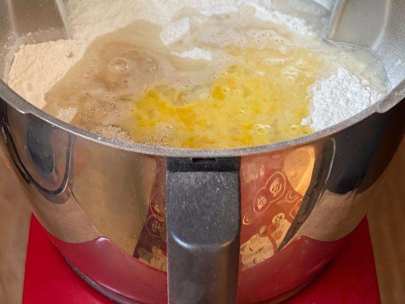 纯奶手撕吐司的做法 步骤1