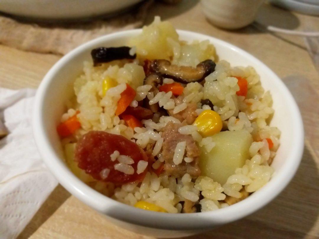 懒人必备～电饭煲腊肠焖饭