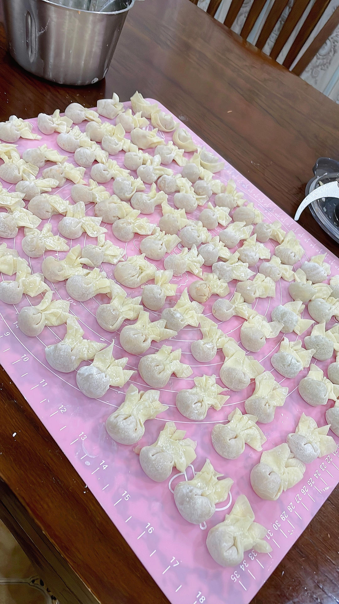 厨房小白都能做出来的虾仁馅的金鱼小馄饨