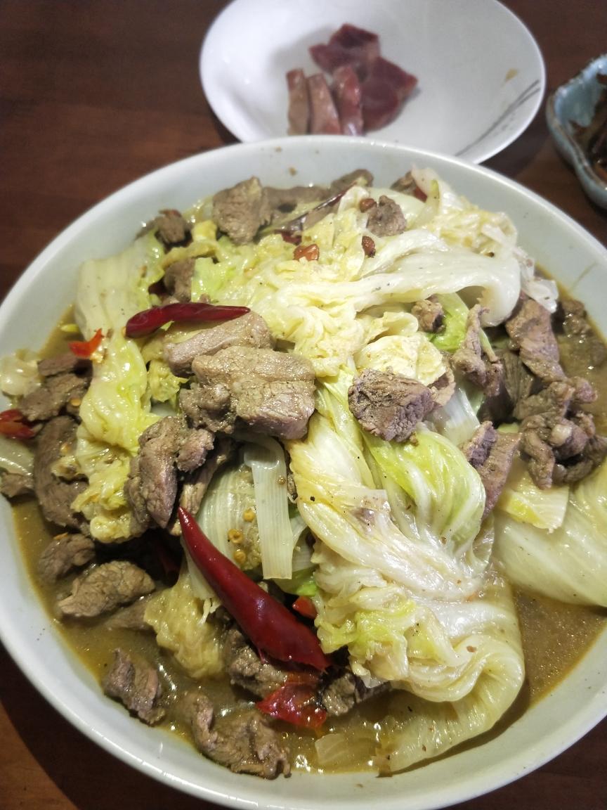 羊肉炒白菜的做法