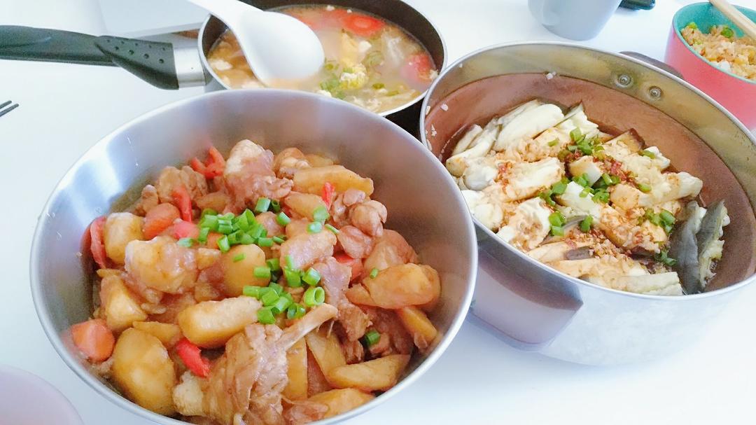 土豆焖鸡腿