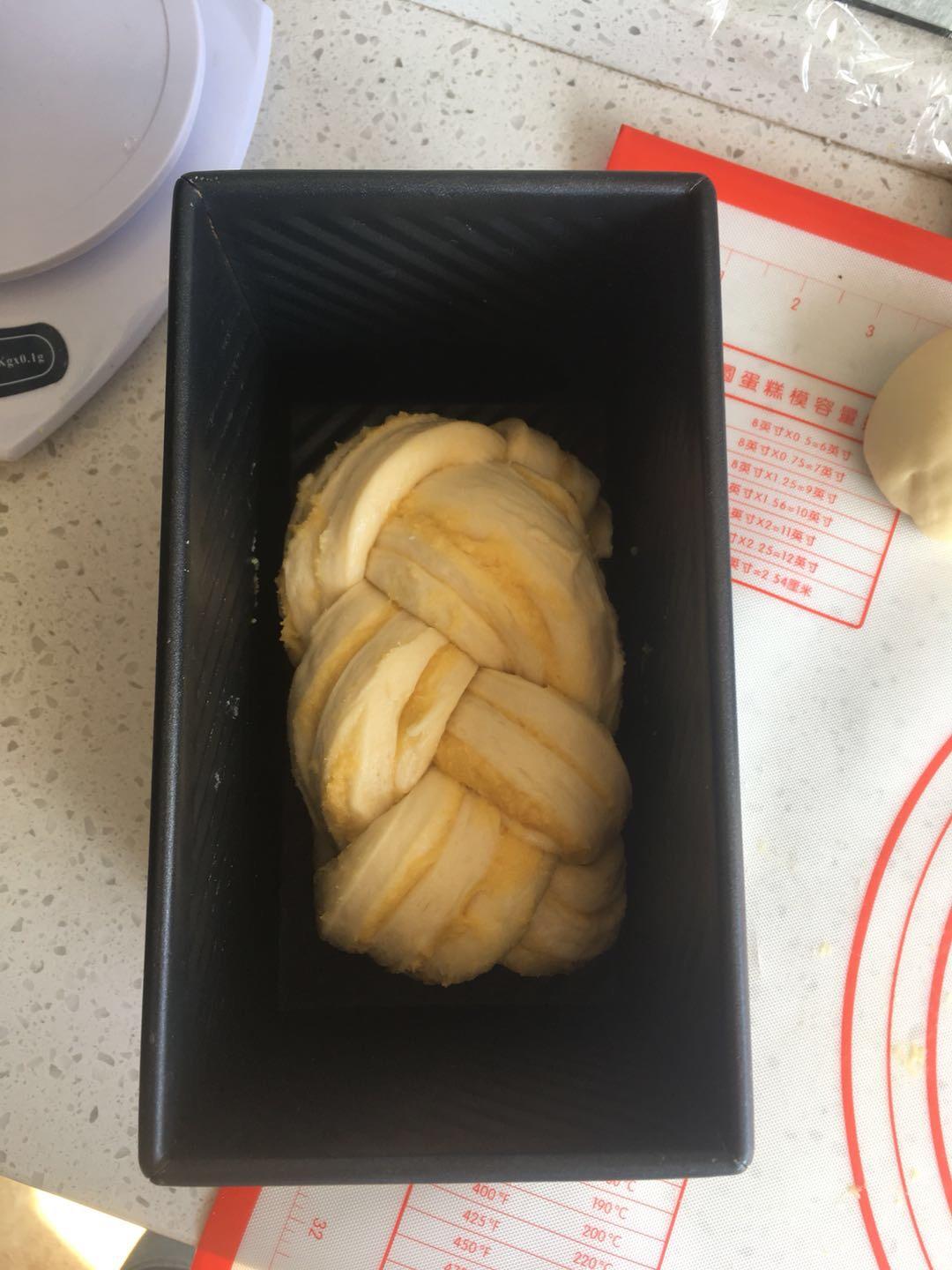 杏仁奶油吐司