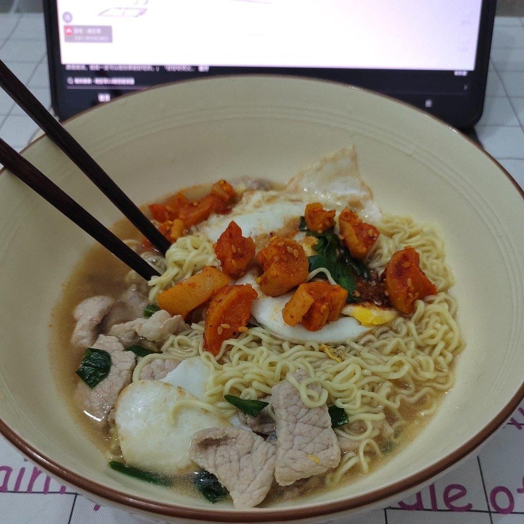 一碗湖南米粉，家乡味