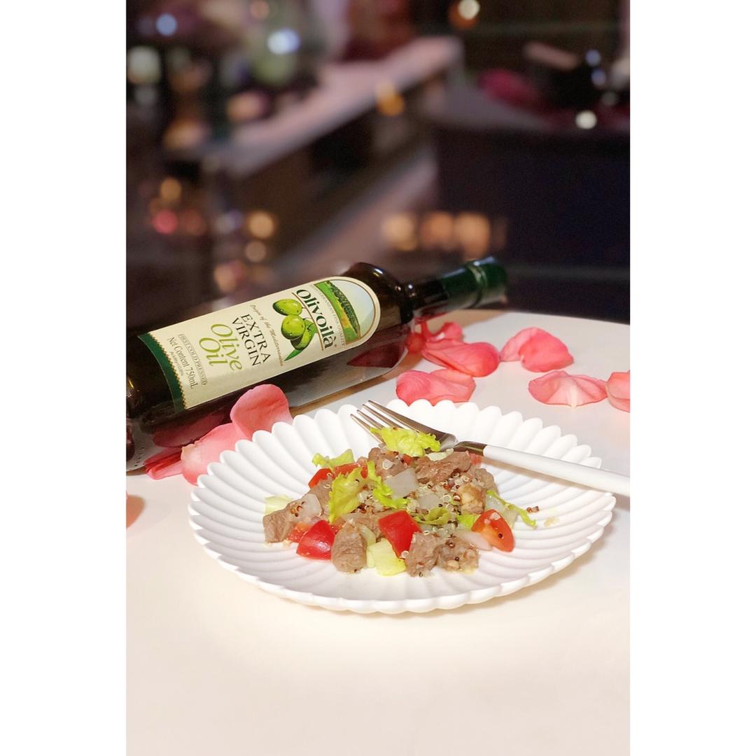 牛排粒藜麦沙拉