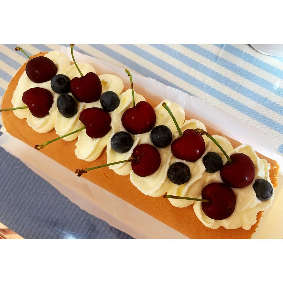 肥而不腻的超厚瑞士卷