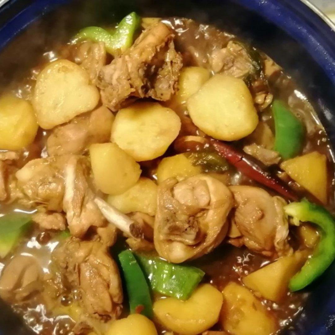 土豆鸡块（黄焖鸡）