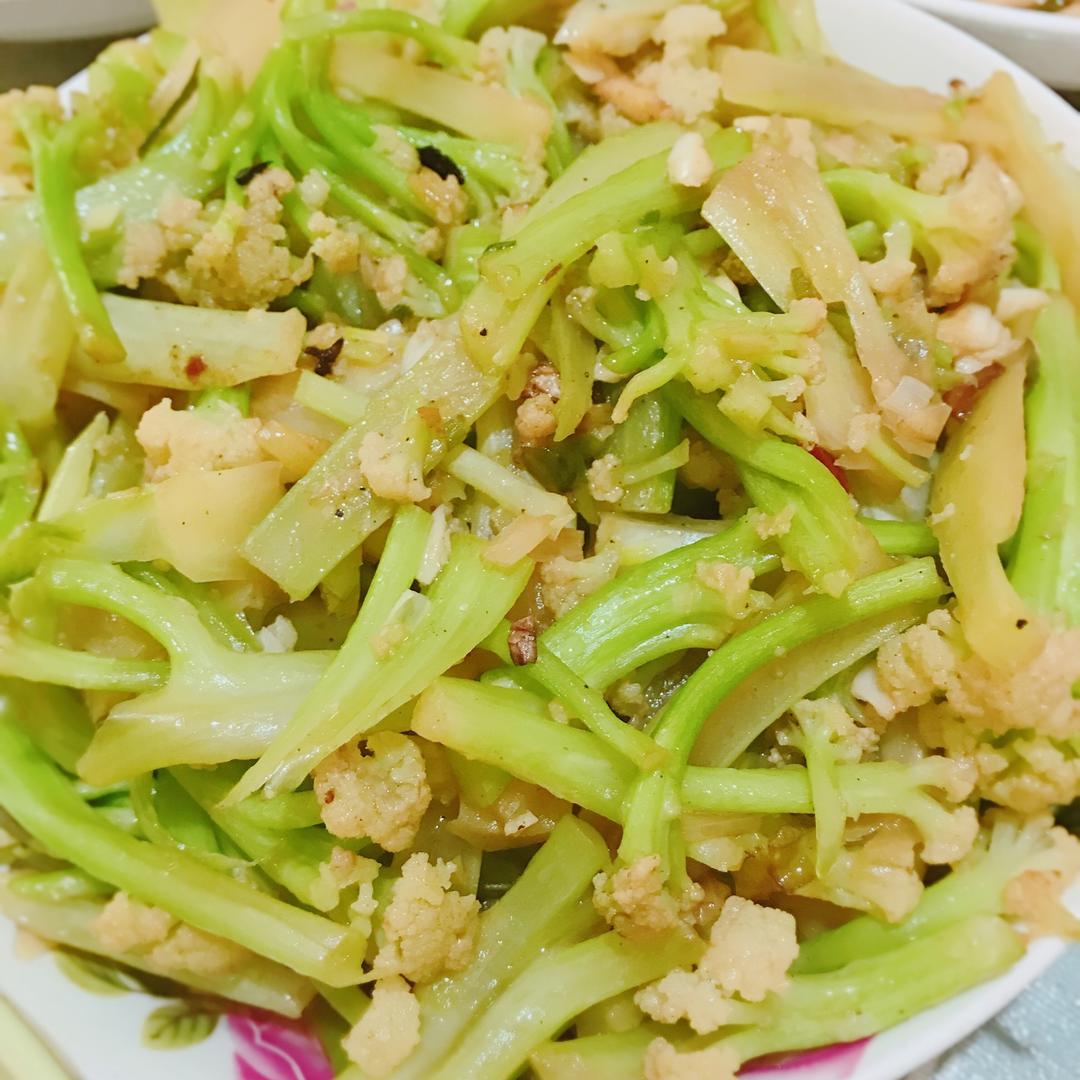 大宝二佑他娘做的炒花菜