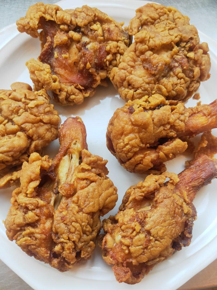 不用炸鸡粉也可以炸出酥脆炸鸡腿