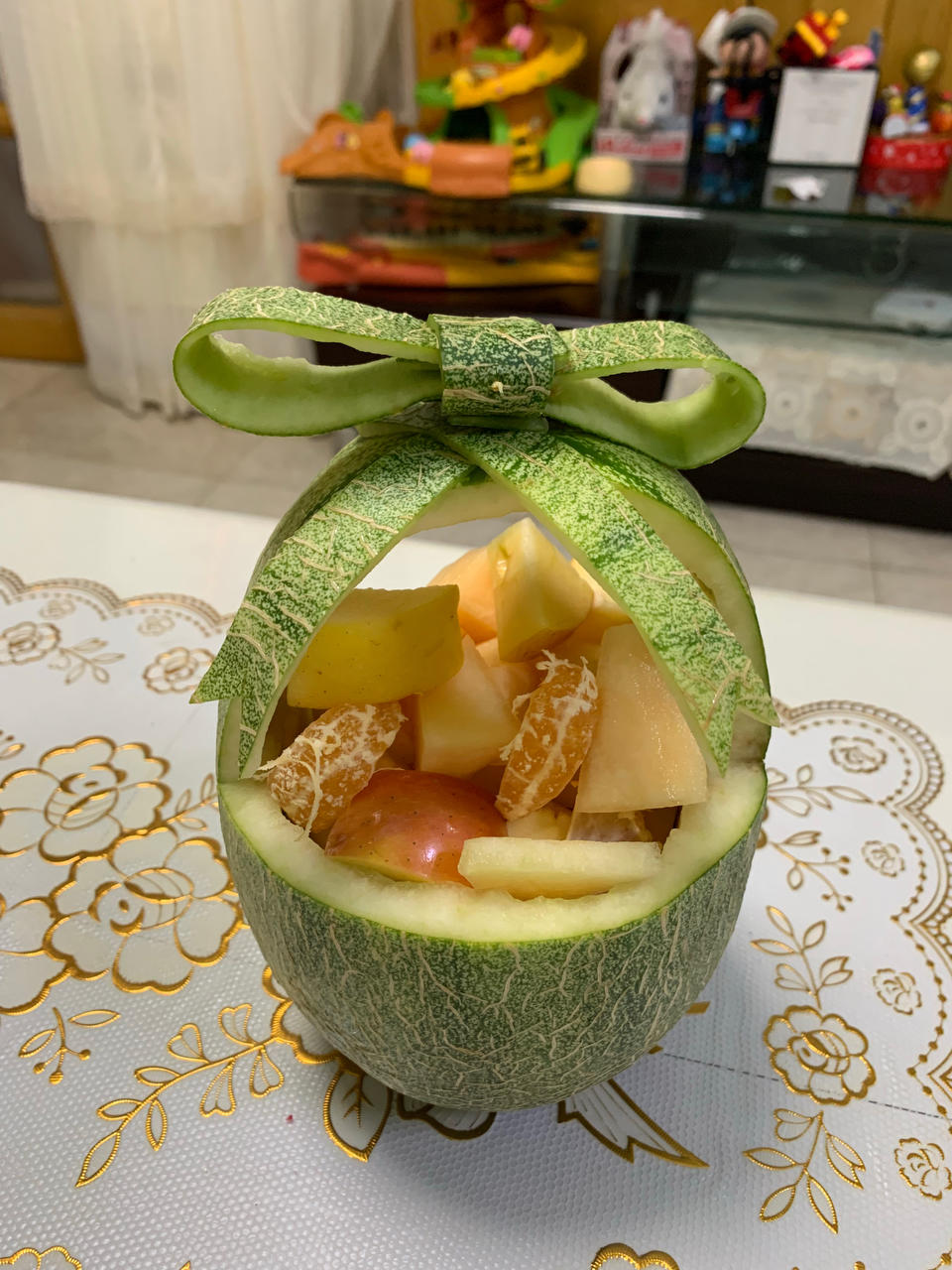 少女心爆棚的哈密瓜水果篮