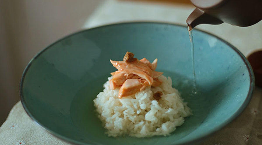 三文鱼茶泡饭的做法