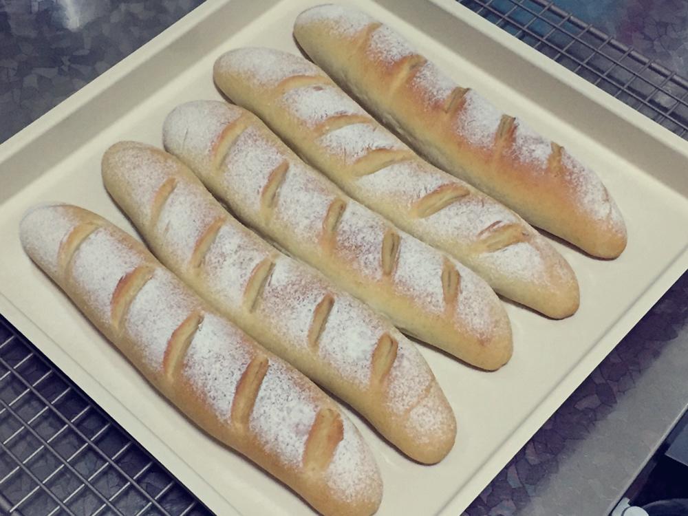 全麦松软小面包