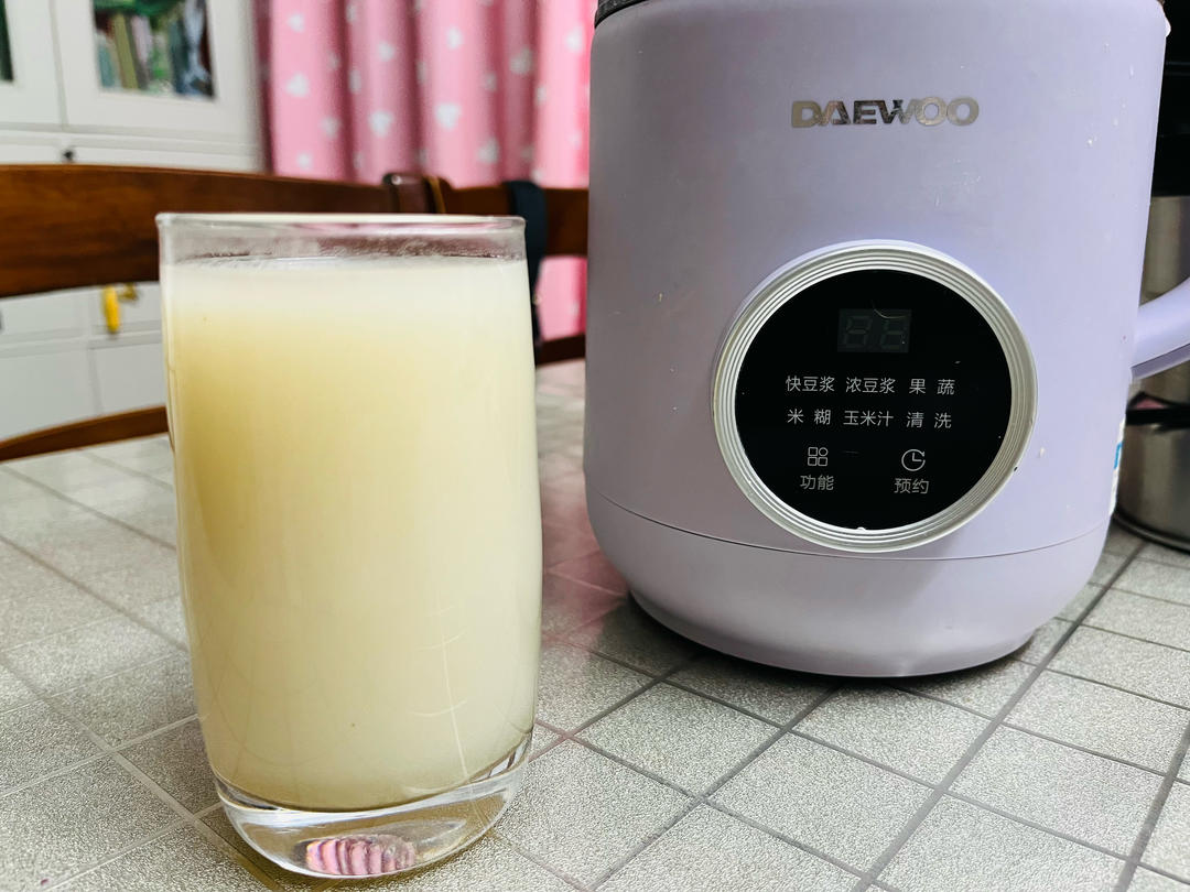 【银耳雪梨山药羹】冬季的第一杯润肺抗燥热饮