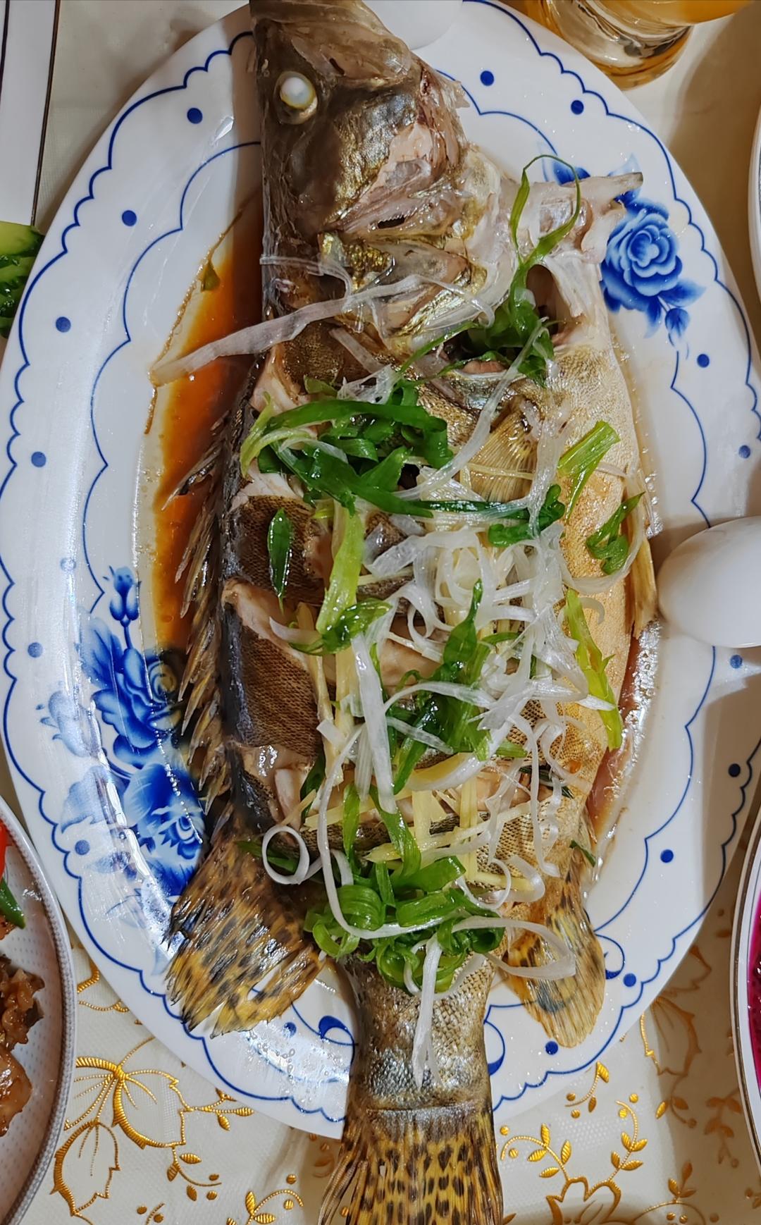清蒸桂花鱼(鳜鱼)，适合各种清蒸鱼，超级鲜美